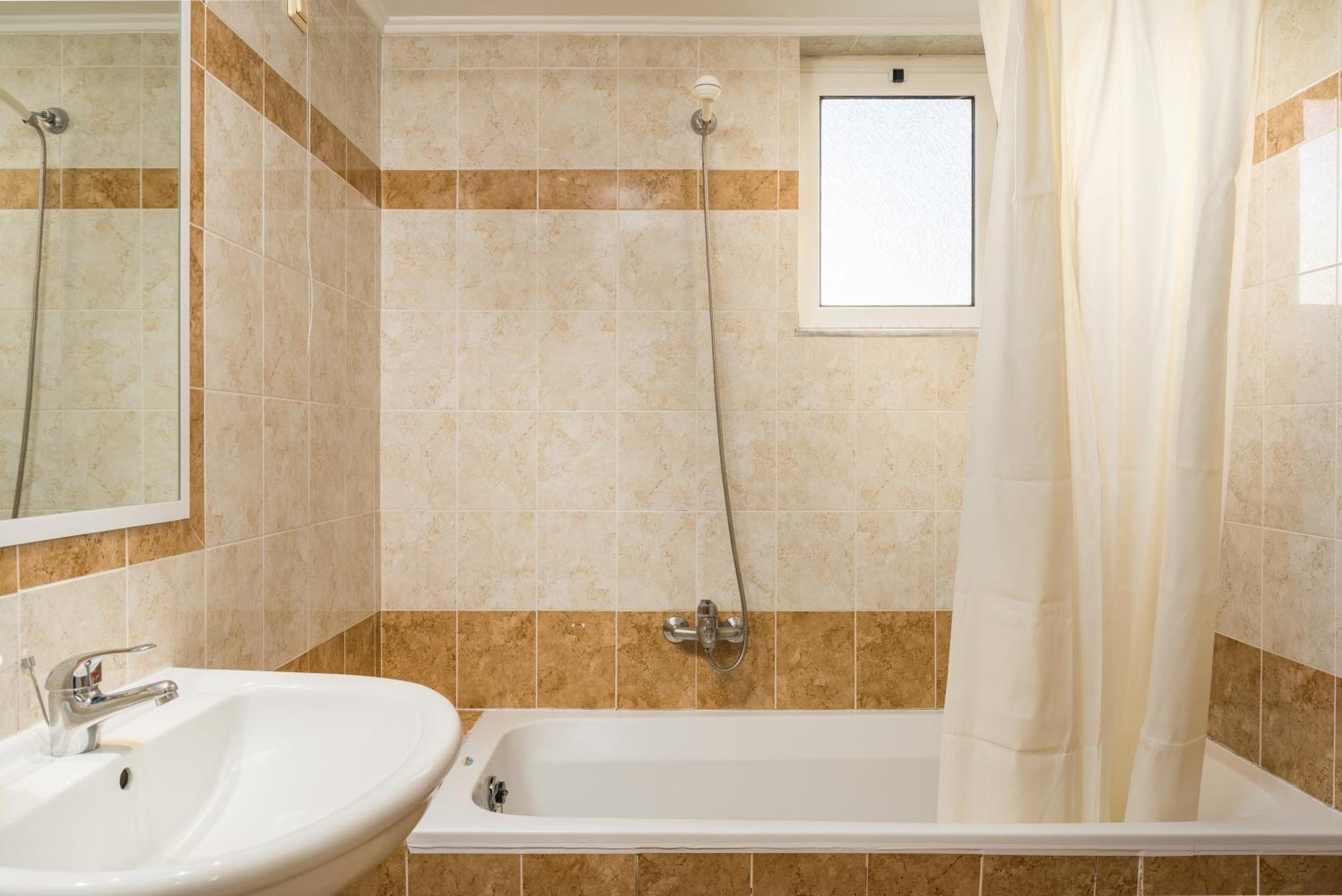Manousis Aparthotel Циливи Екстериор снимка